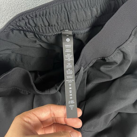 Lululemon Pants Men’s Medium Black ABC Joggers Athletic Nylon Drawstring Pockets - Picture 4 of 11